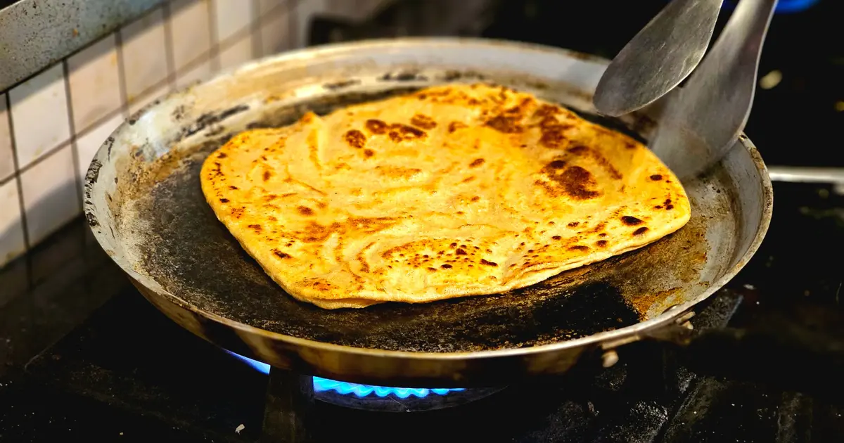 Roti Canai - Kuliner Asia